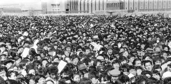 Ардчилсан хувьсгалын түүхийг цомогт буулгажээ…